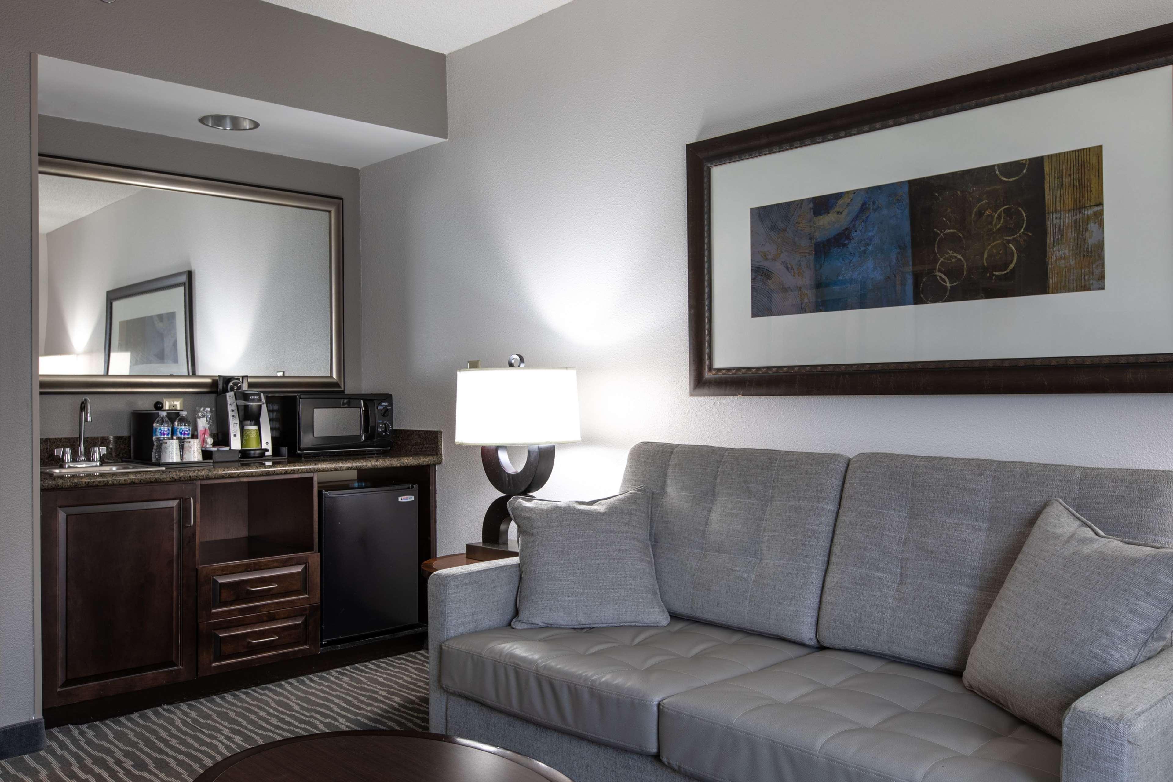 Hilton Garden Inn Lynchburg Exteriör bild